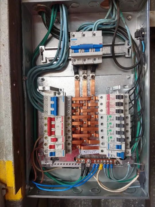 Eletricista - Rápido e Garantido! - Foto 4