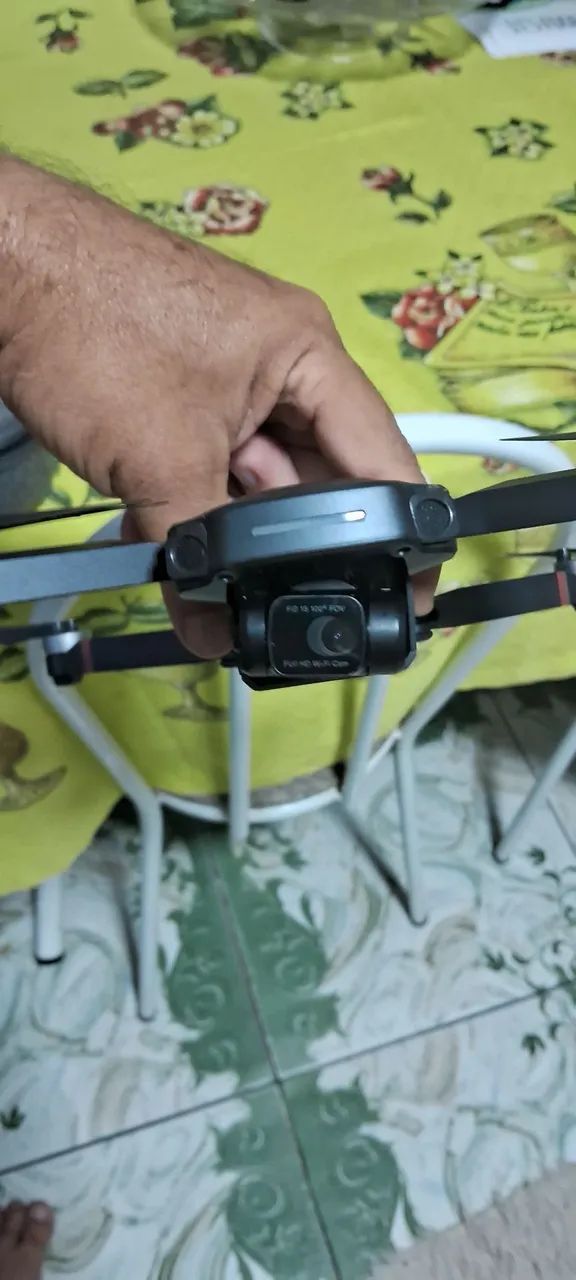 Drone SJRC F5 com câmera e acessórios - Foto 4