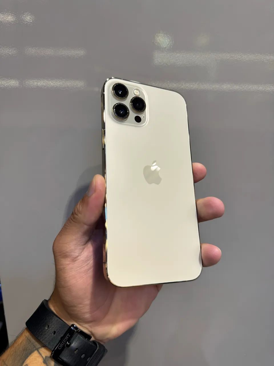 iPhone 12 Pro Max, 128Gb, impecável - Celulares e Smartphones