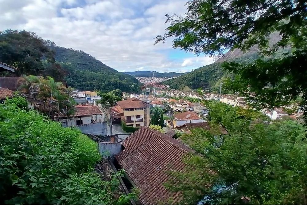 Casa dos Sonhos: Conforto e Elegância em Nova Friburgo - Foto 3