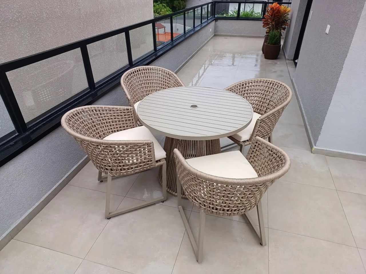 Mesa de Jantar em corda náutica com 4 Cadeiras - Foto 4
