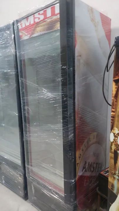 Cervejeiras profissionais Expositoras/Fechadas