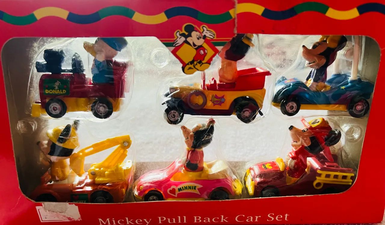 6 carros antigos Mickey Pull Back Car Set