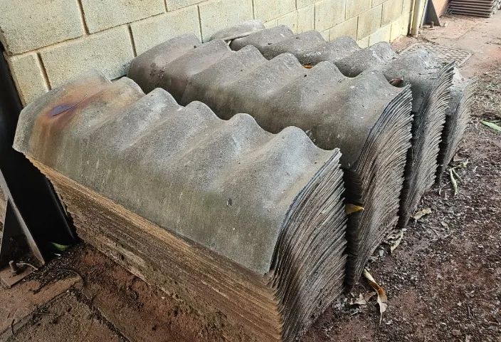 Capa de cumeeira de amianto de cimento meia agua - Foto 2