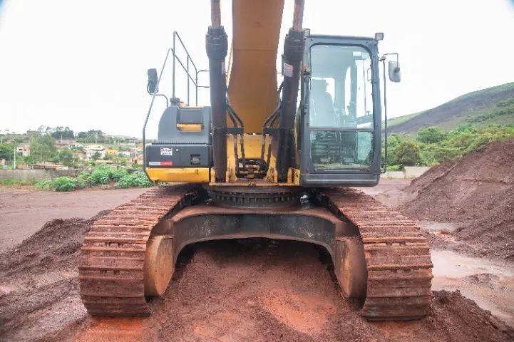 Escavadeira Caterpillar 35T - 336D2L - Foto 6