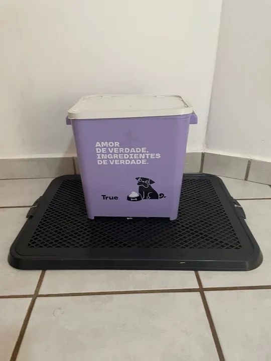 Porta ração e tapete higiênico  - Foto 2