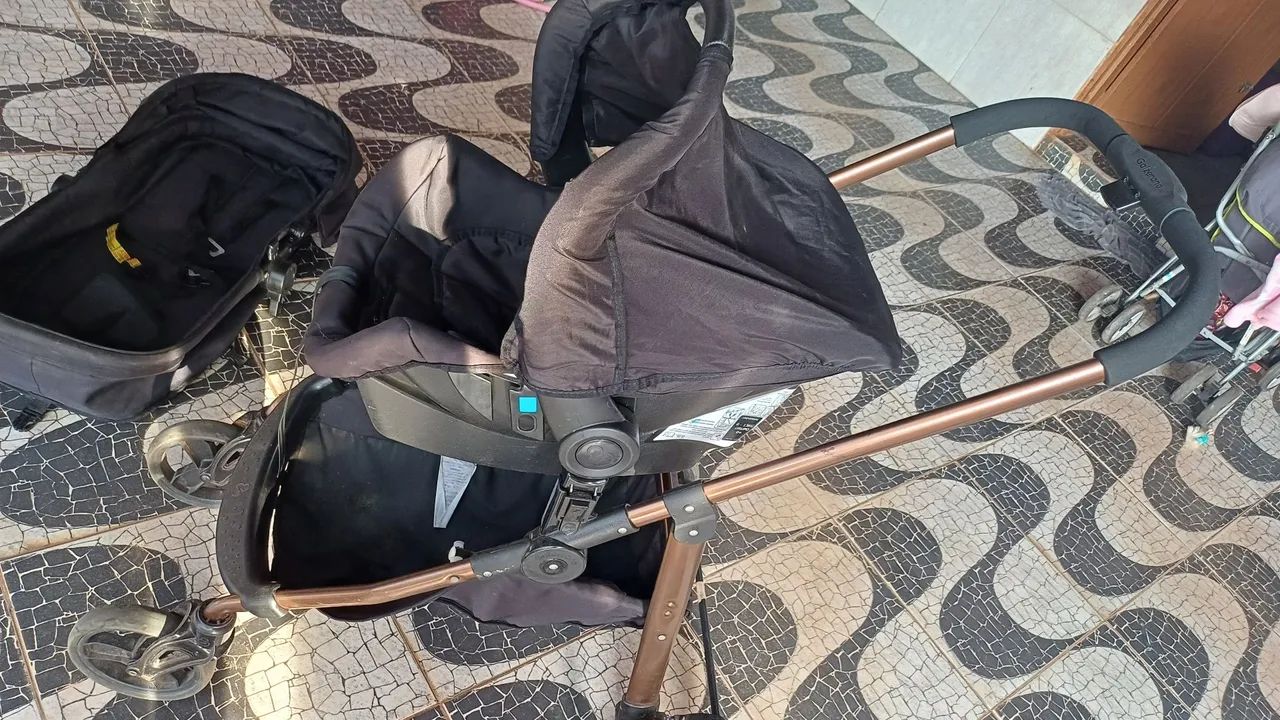 Carrinho bebe + bebê conforto - Foto 3