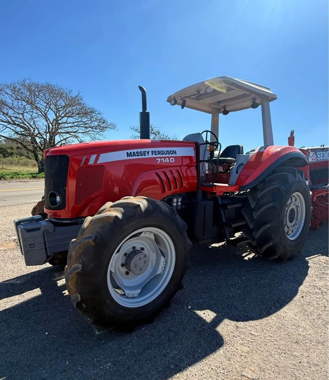 Trator MF7140 4x4 - Foto 6