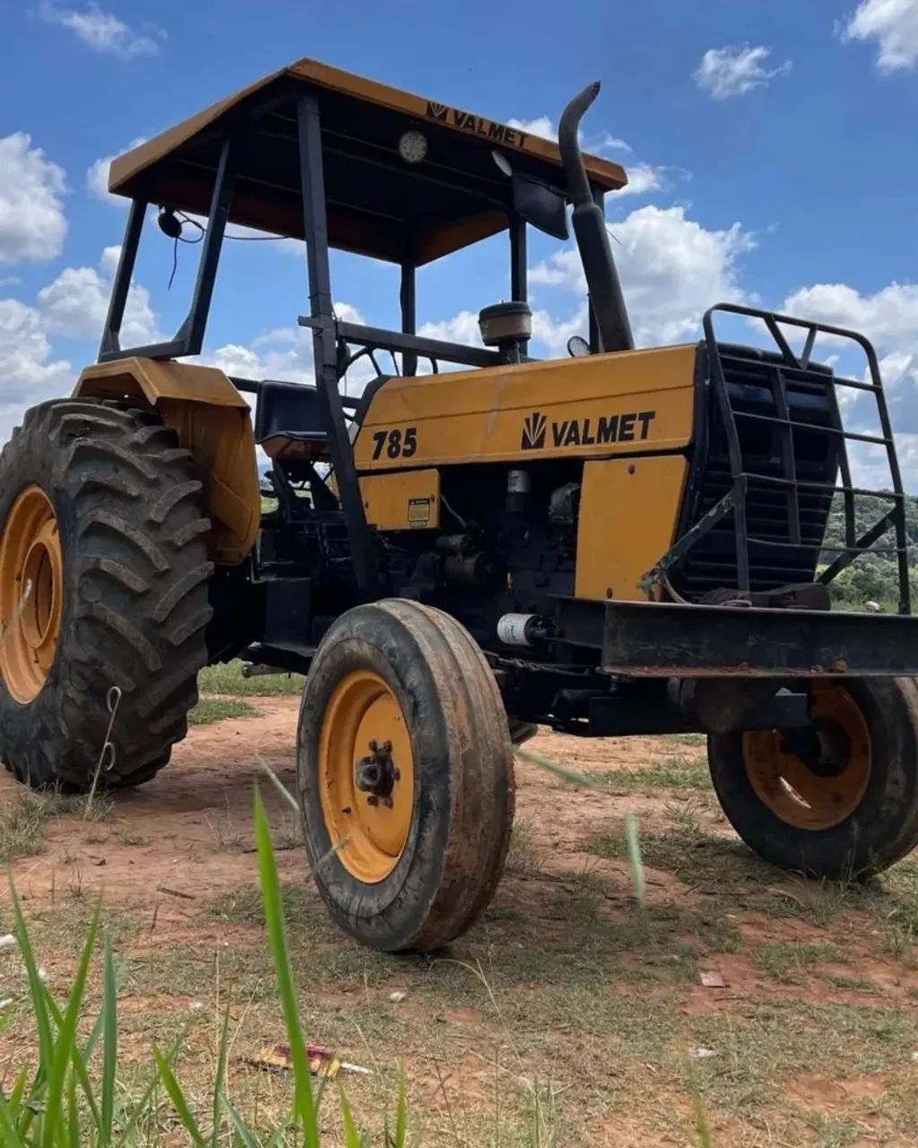 Trator Valmet 