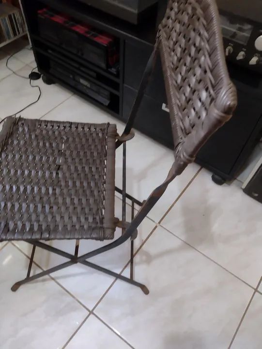 Cadeira de Fibra Sintética para Área Externa - Ler descrição  - Foto 2