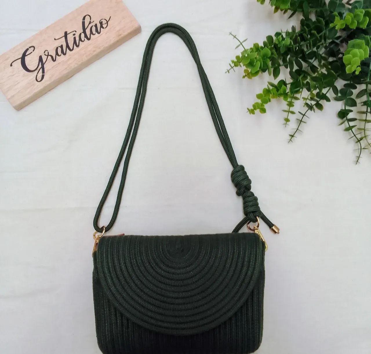 Bolsa Verde Artesanal com Alça de Corda - Foto 3