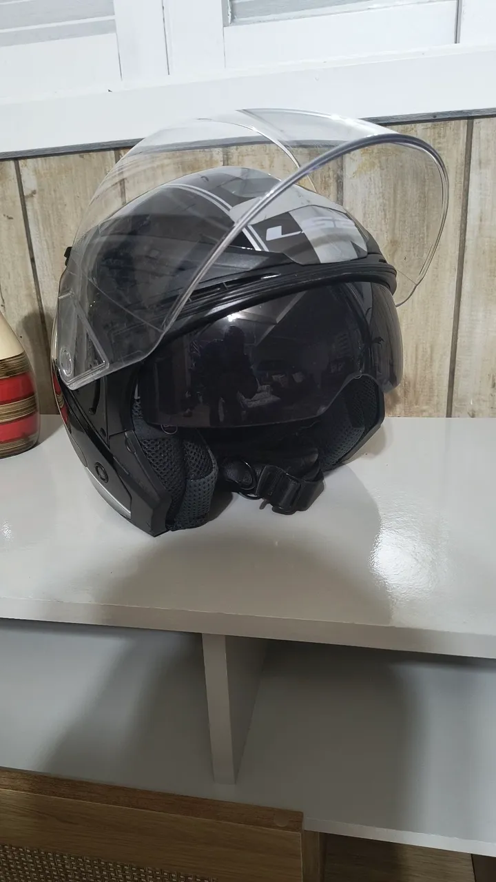 Capacete LS2