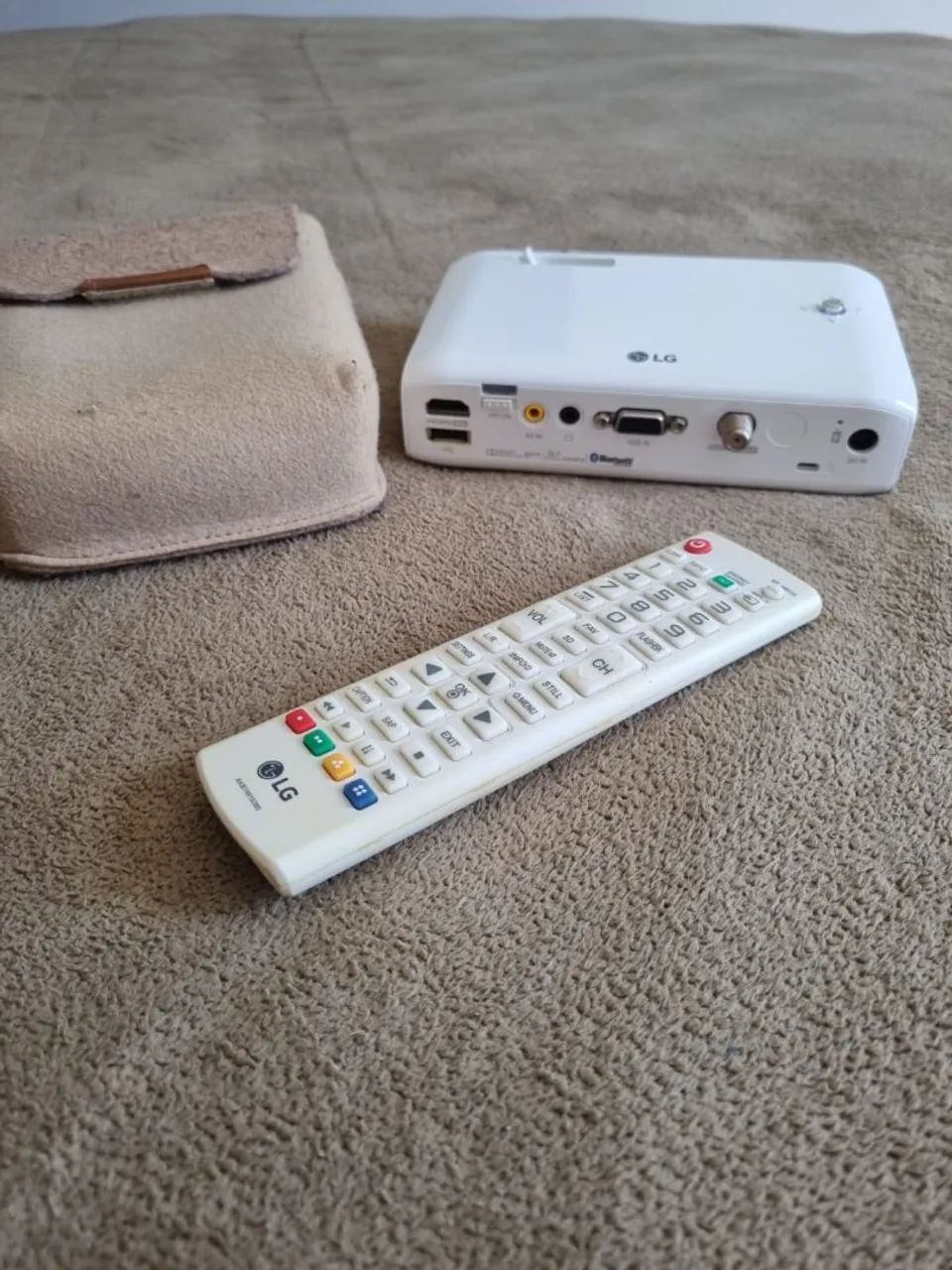 Mini Projetor LG Beam. Funciona em ambientes com Claridade: R$ 1.500,00