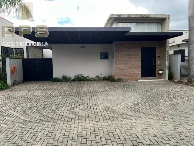 Casa térrea no Reserva Jacarandá em Atibaia, 3 suítes, armários planejados em todos os côm
