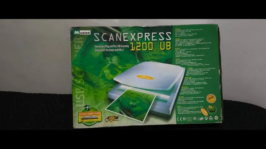 Scanner de mesa Mustek (ScanExpress 1200 UB)