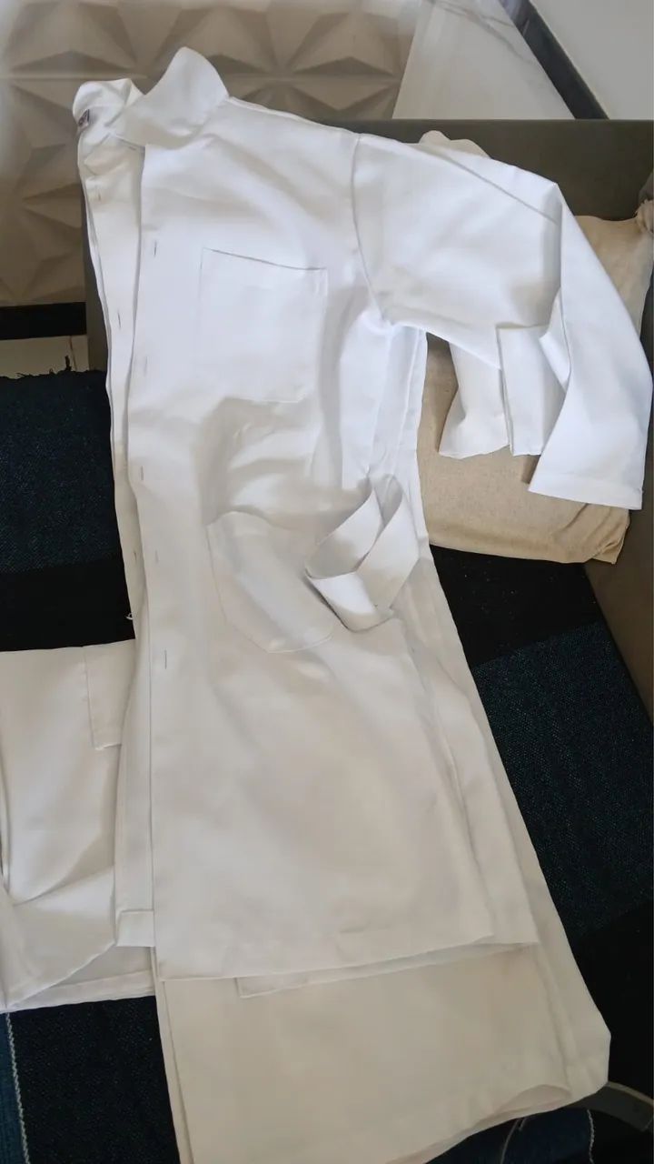 Jalecos 64520780145795122