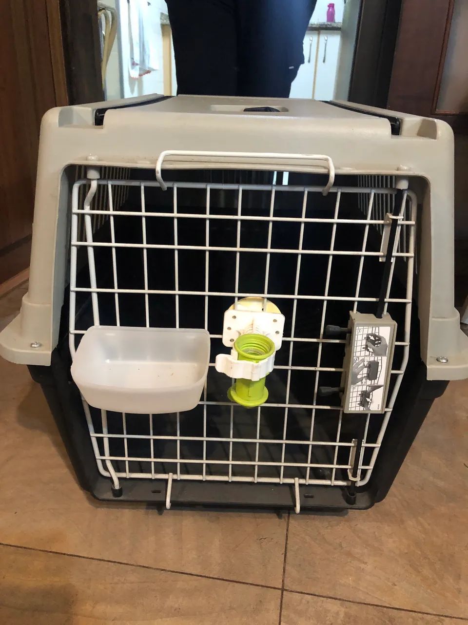 Caixa para transporte de cães e gatos