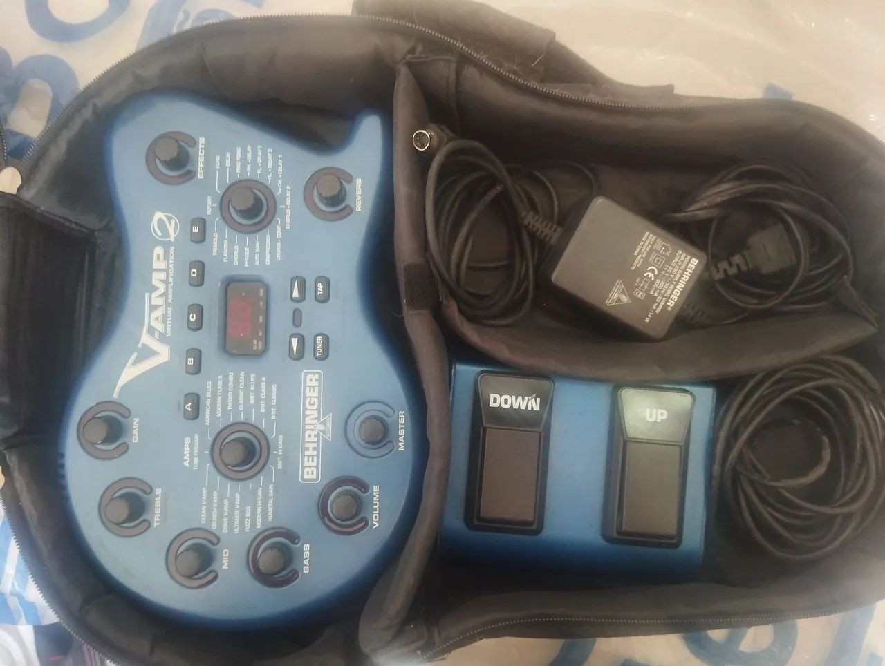Pedaleira vamp-2 usado apenas duas vezes - Instrumentos musicais