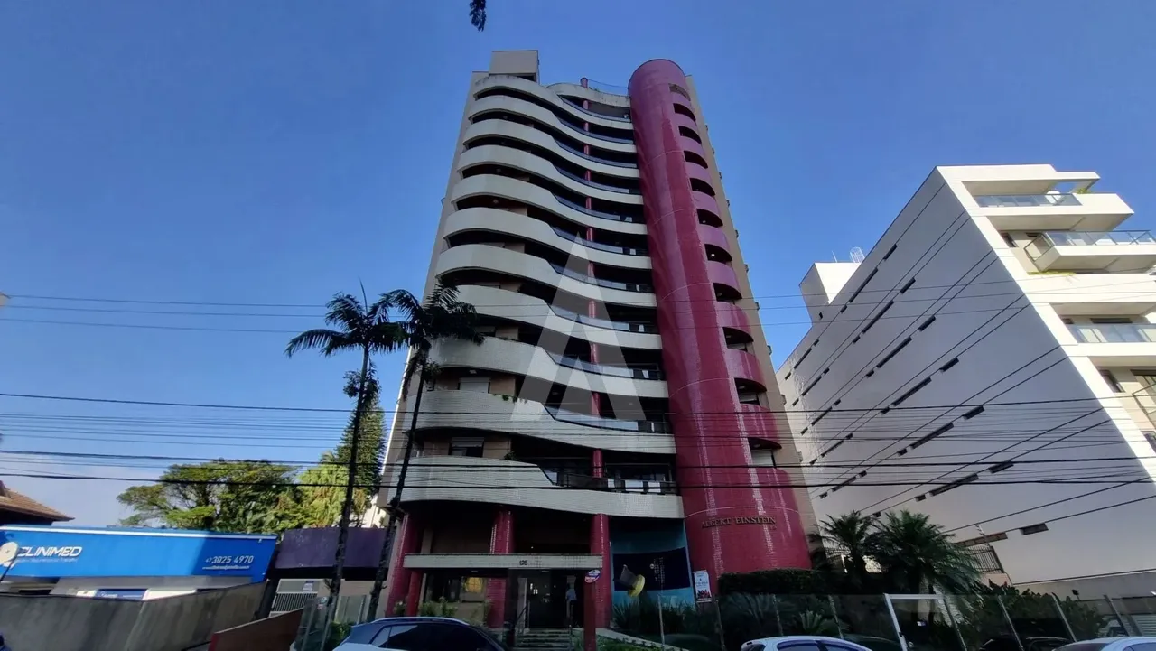 Apartamento com 3 quartos para alugar por R$ 3950.00, 203.80 m2 - CENTRO - JOINVILLE/SC