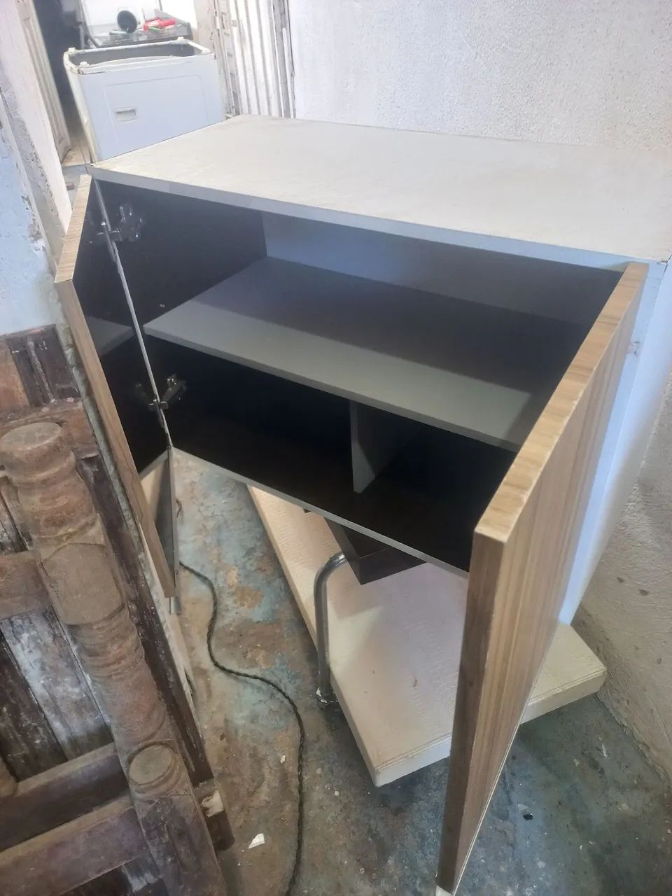 Cabinet64296495012737122
