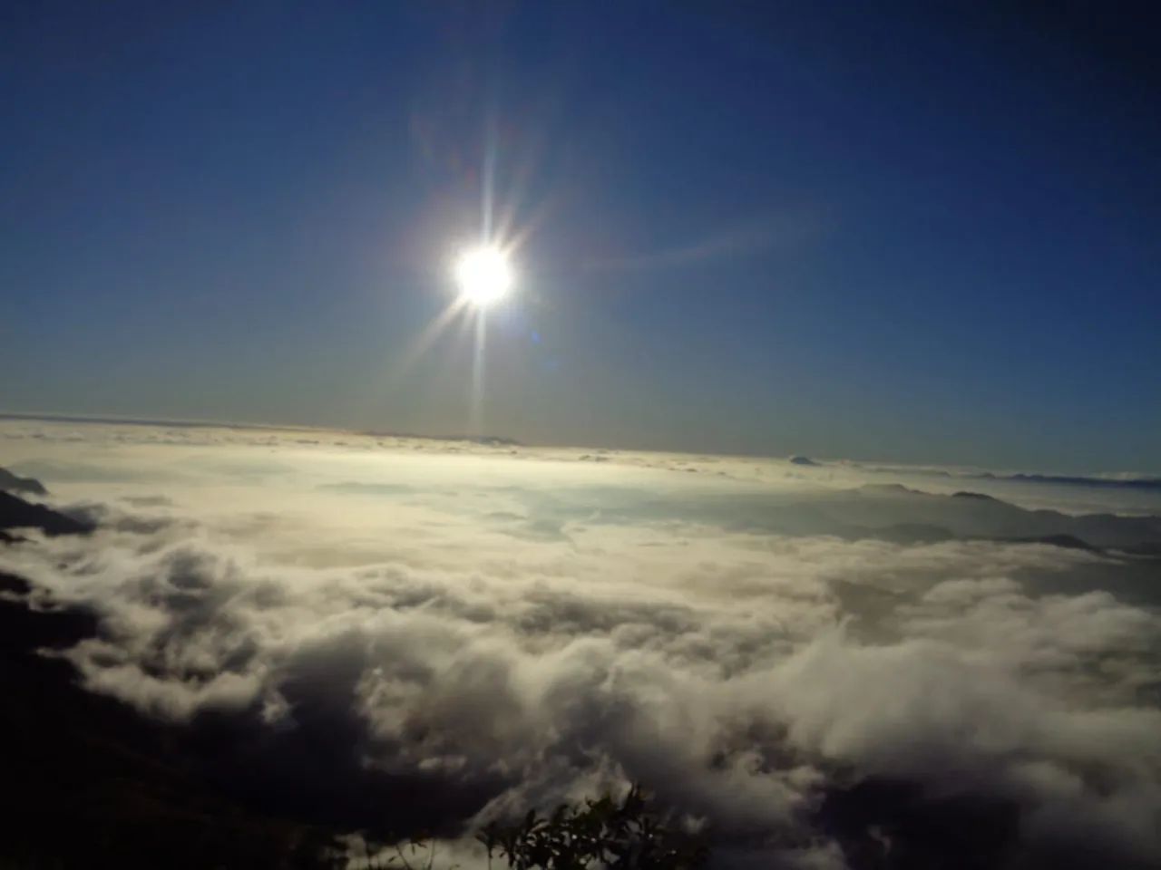 Câmera Digital Sony com Zoom Óptico 8x e 20.1MP - Foto 5