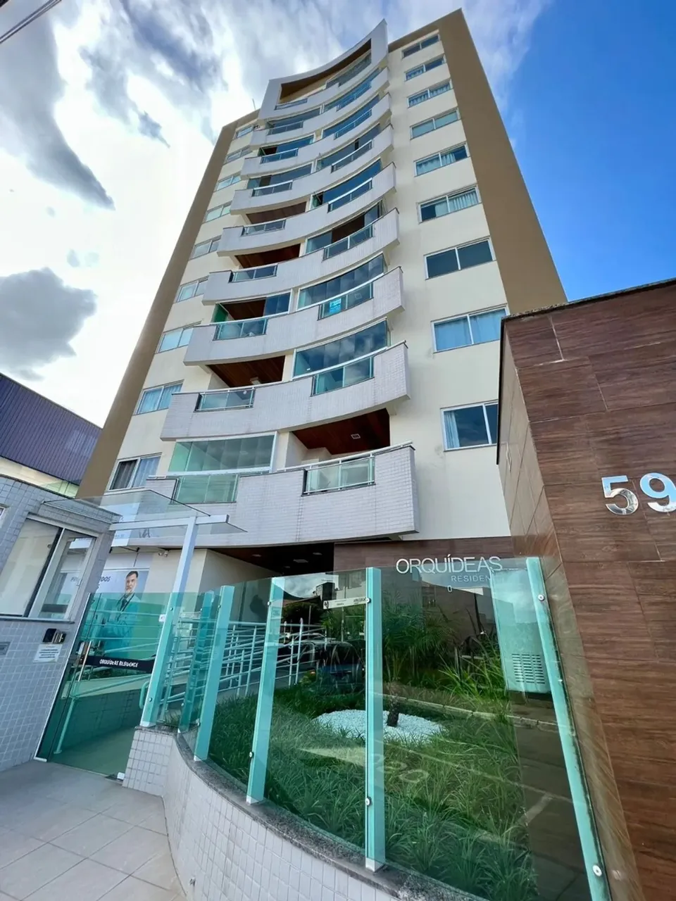 Apartamento semi mobiliado no Edifício Orquídeas Residence.