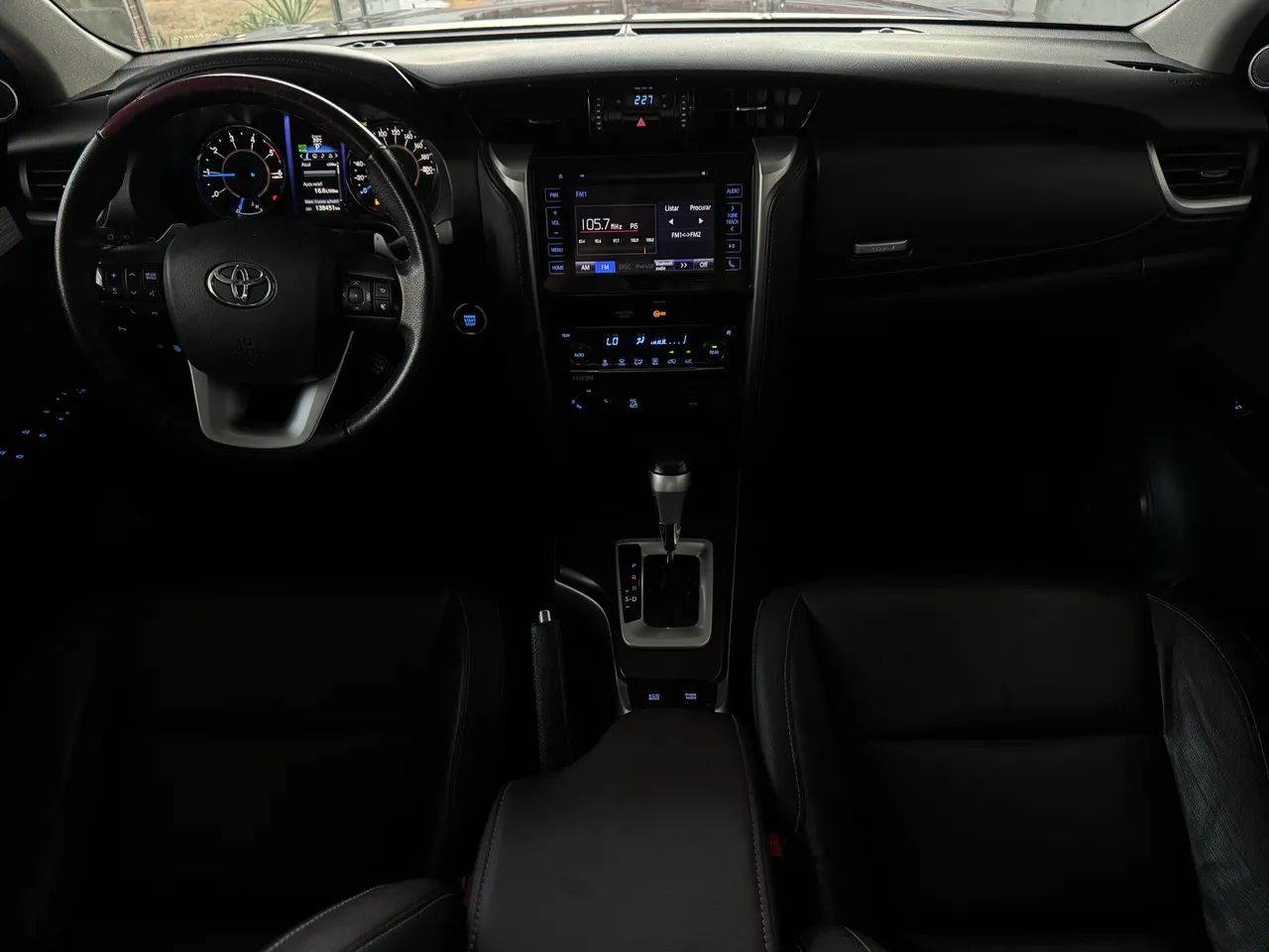 Toyota Hilux SW4 SRX 4X4 2.8 TDI 16V Dies. Aut. 2019 - Foto 8