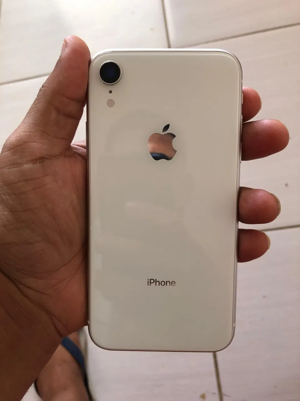 iPhone XR 64 gigas