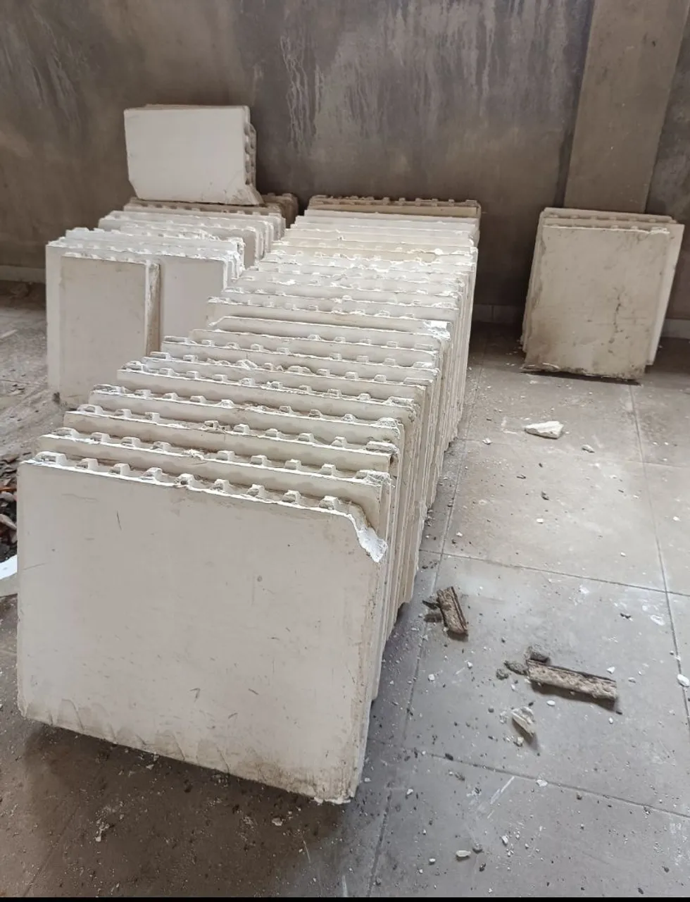 Blocos de gesso para alvenaria