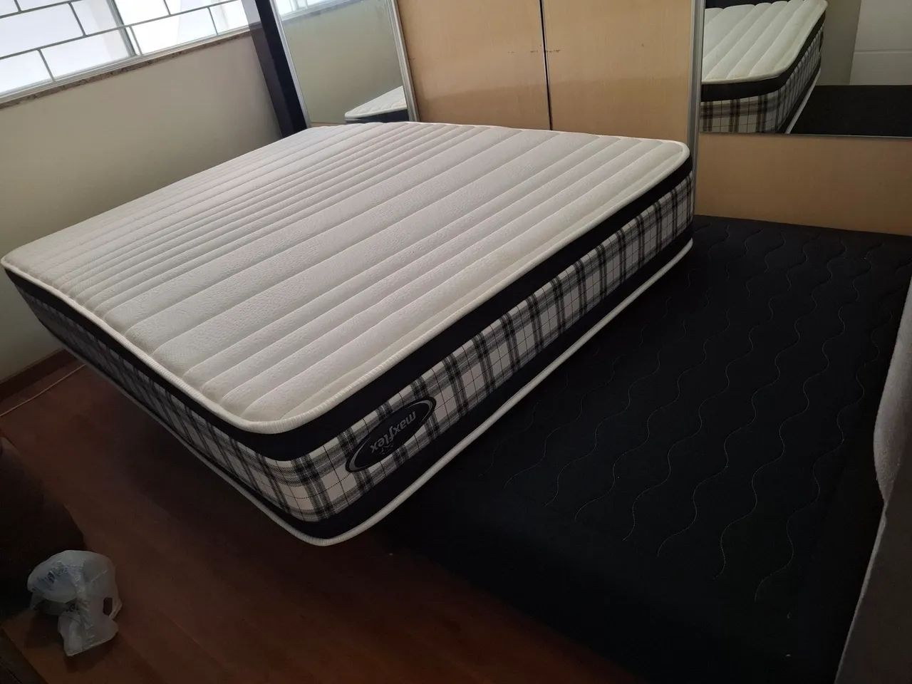 Cama box casal maxflex com cabeceira usada otimo estado ( entrego ) - Foto 2