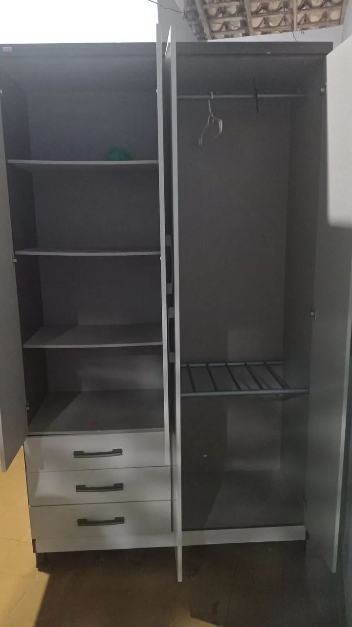 Guarda roupas de 4 postas - Foto 3