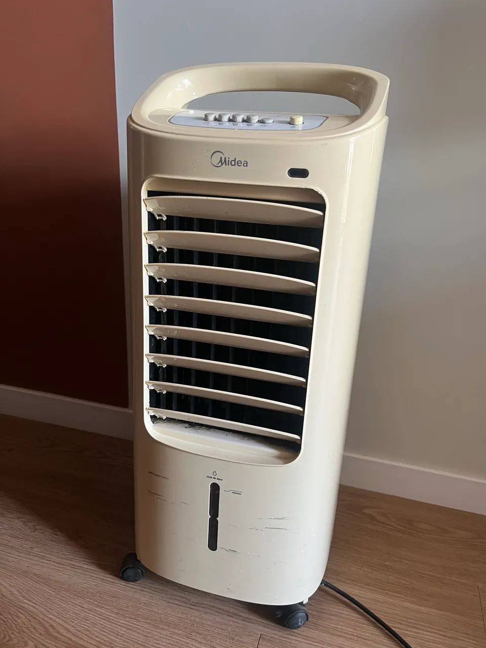 Climatizador e umidificador de ar 