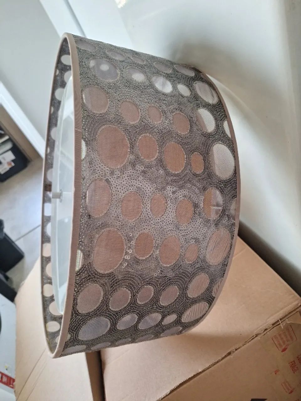 Luminária com bordado - Foto 4