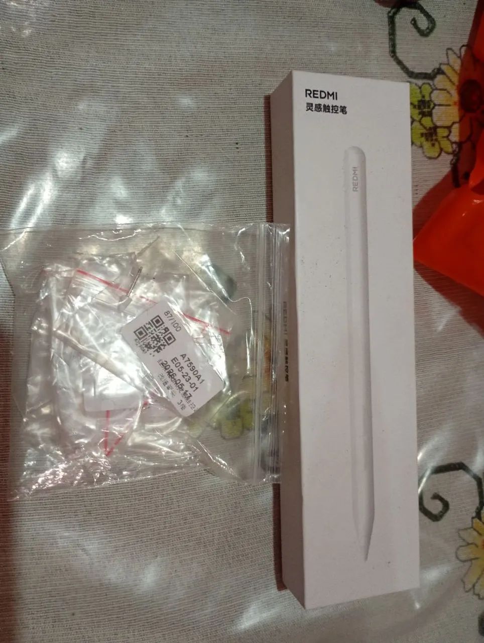 Poco Pad M1 com redmi smart pen pontas extras e case magnética  - Foto 4