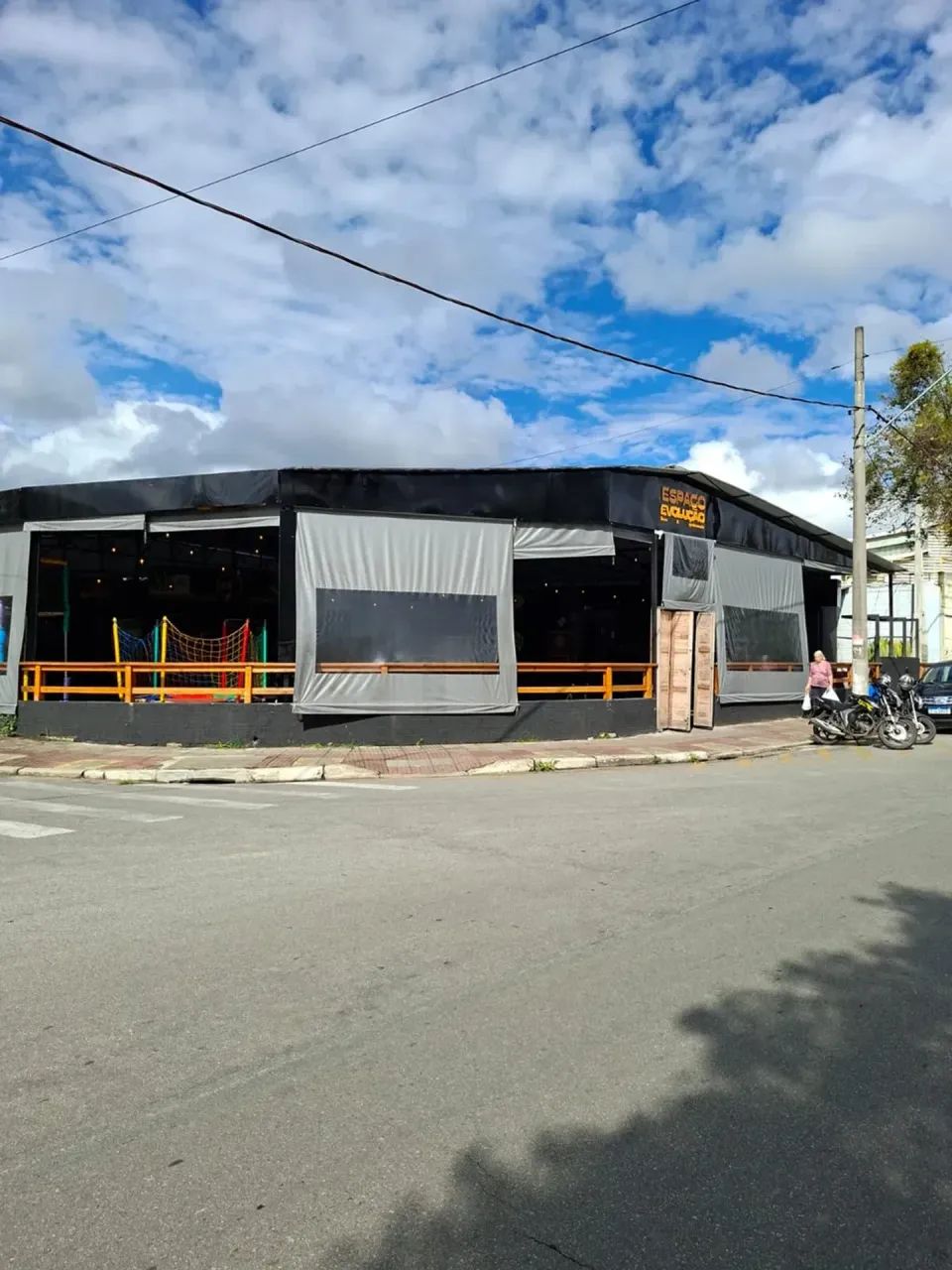Box Comercial no Centro de São Roque!