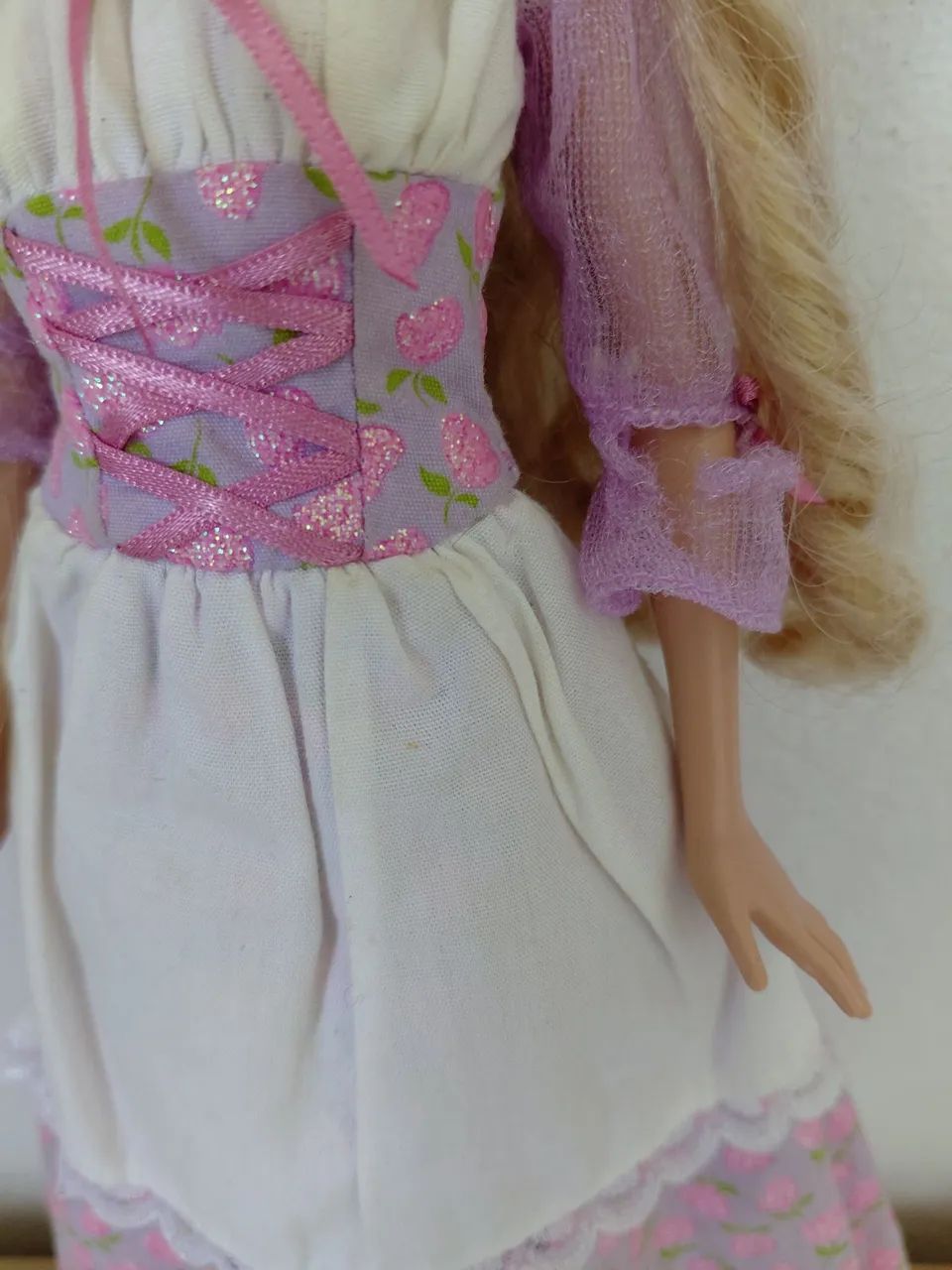 Raríssima boneca Barbie Cinderela  - Foto 5