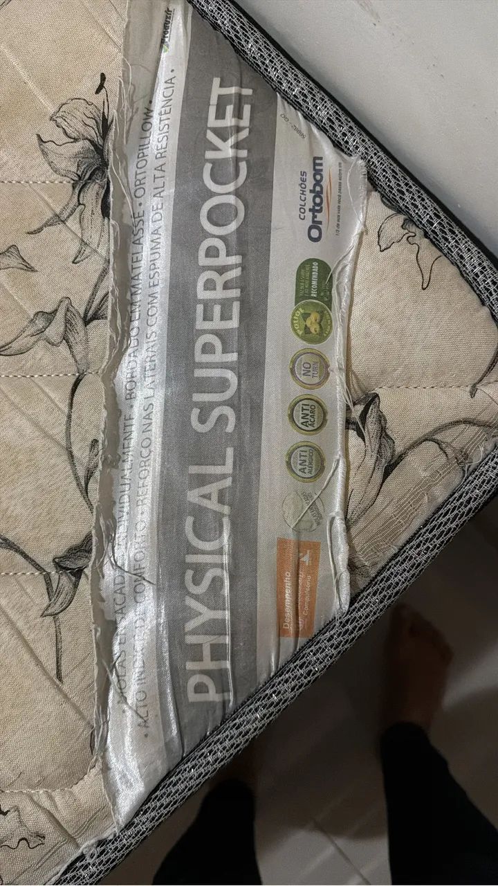 Vendo cama box e colchão 