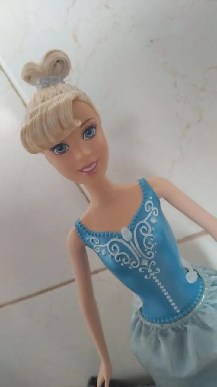 Boneca Cinderela  - Foto 2