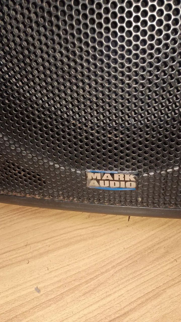 Vendo caixa ativa , MARK ÁUDIO MKA1550A. Caixa funcionando normalmente com Bluetooth.