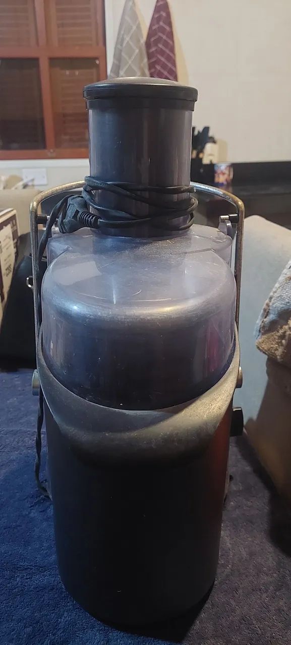Máquina de fazer suco - Foto 2