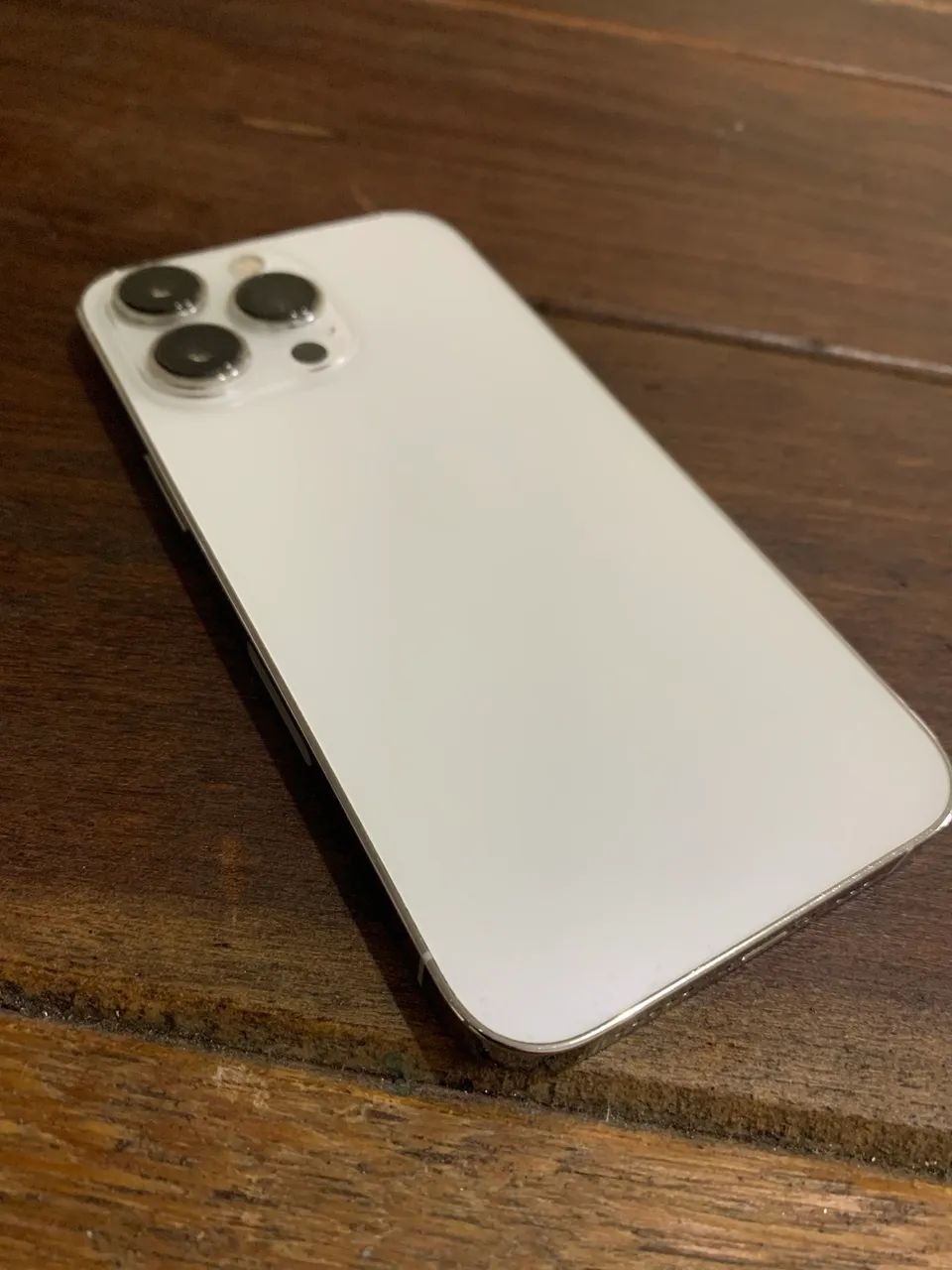 iPhone 13 pro 128( detalhe câmera) - Celulares e Smartphones