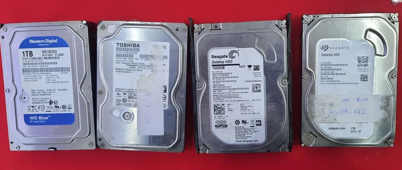 4 HDs sata de 1T