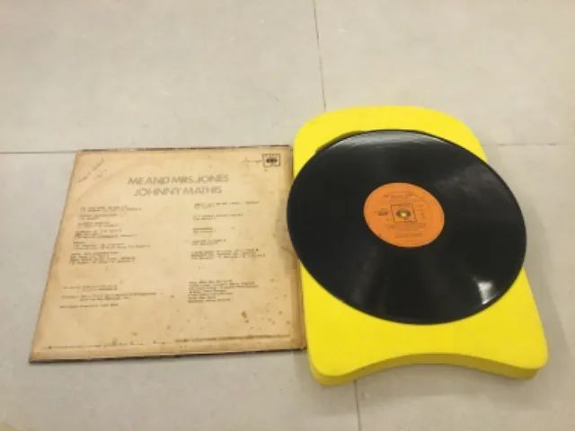 Disco de vinil Johnny Mathis Me and MRS jones  - Foto 2