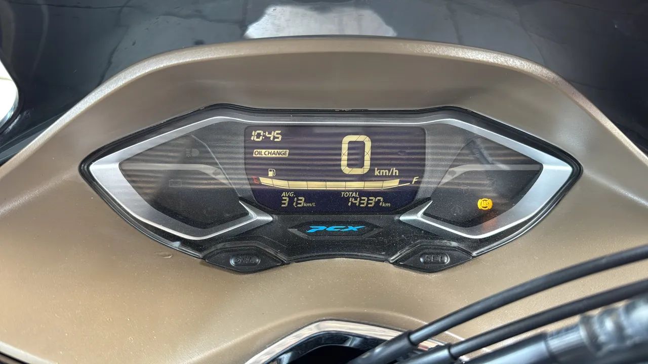 PCX DLX 2025 - Foto 5