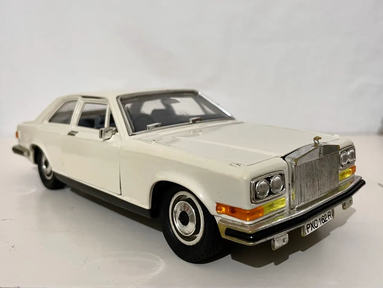 Miniatura Rolls Royce Bburago 1:22