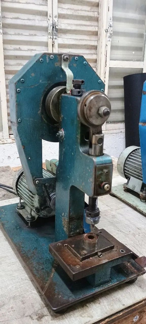 Mini prensa de 500 kilos de força a 2000 kl - Foto 4