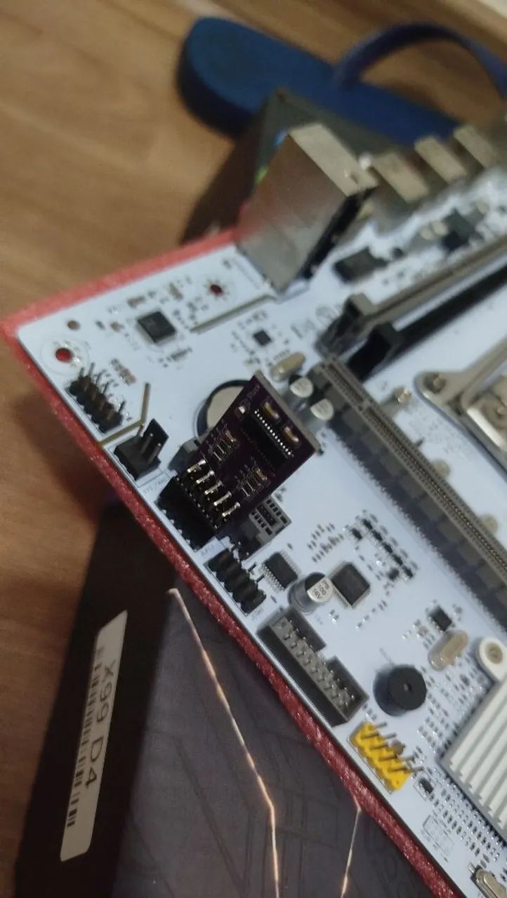 KIT XEON 2680V4 + MODULO TPM - Foto 3