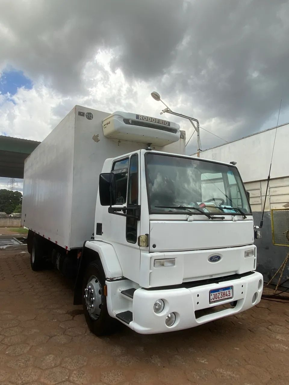 Ford cargo 1217 - Foto 2