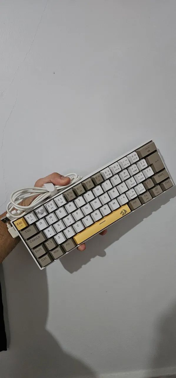 Teclado Red Dragon Lakshmi switch brown - Periféricos e Acessórios