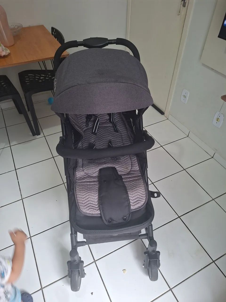 Carrinho de bebê + bebê conforto - Foto 3